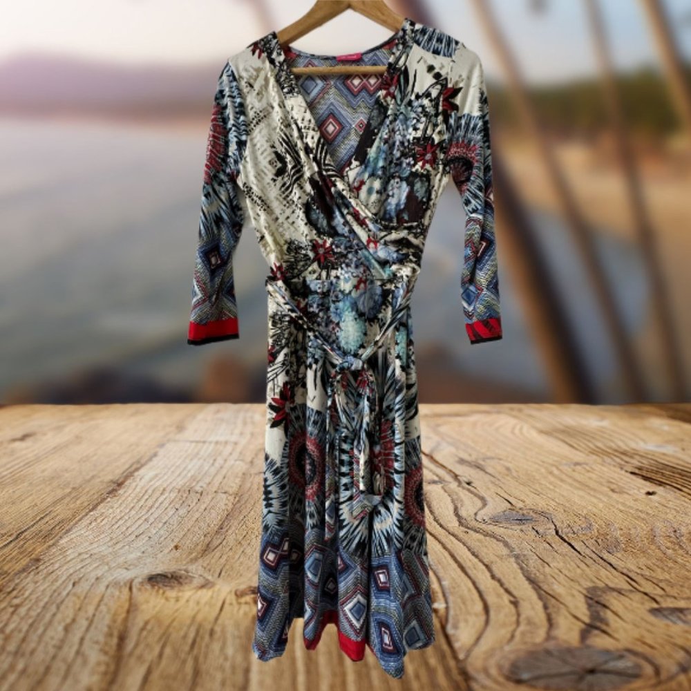 sold ~ NWOT On Trend Paris Surplice 3/4 Sleeve Arabesque Dress